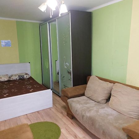 Apartamento Район Деснянской Правды Cherníhiv Exterior foto