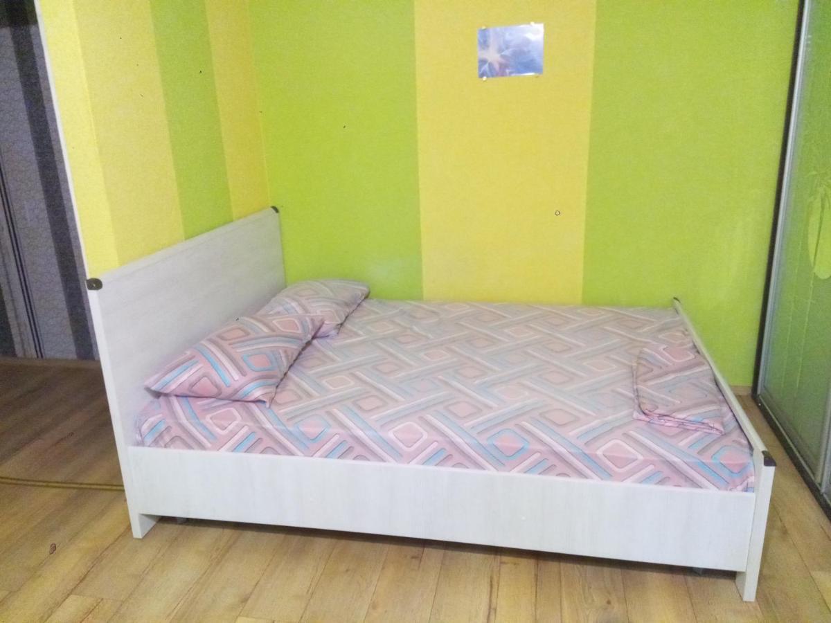 Apartamento Район Деснянской Правды Cherníhiv Exterior foto